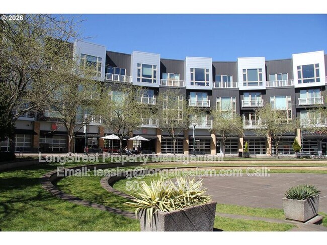 Photo - 12600 SW Crescent St Unit Apt 312