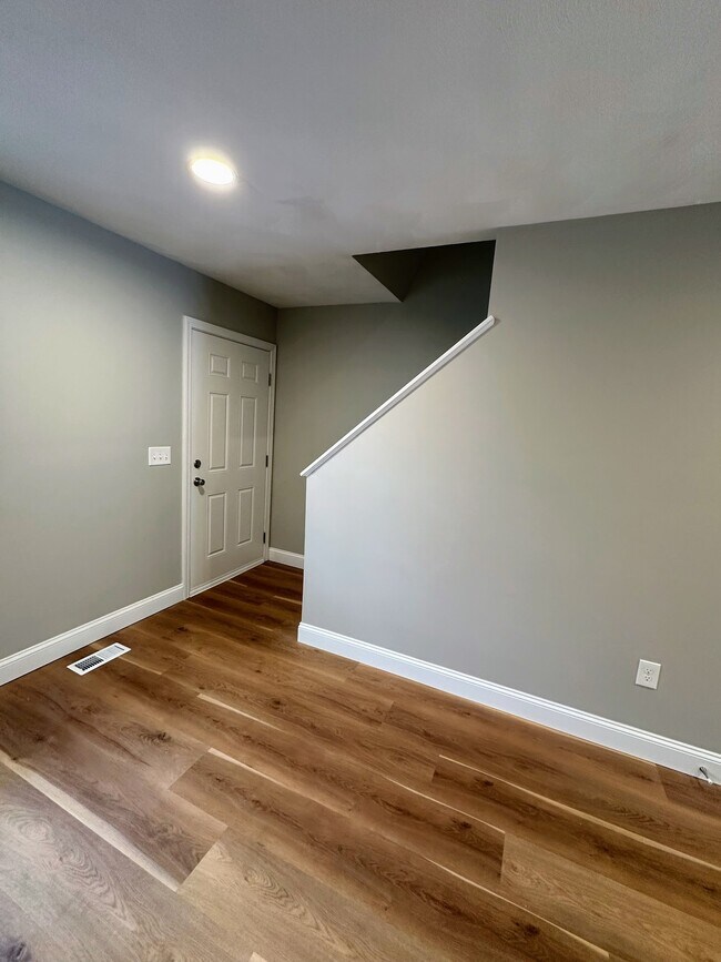 Front door - 489 Boston Neck Rd Unit 489 Boston Neck