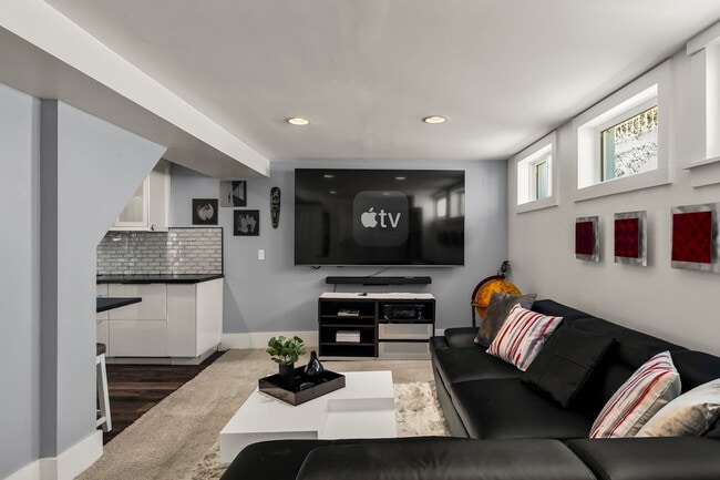 Photo - 212 NW 49th St Unit SI ID1607387P