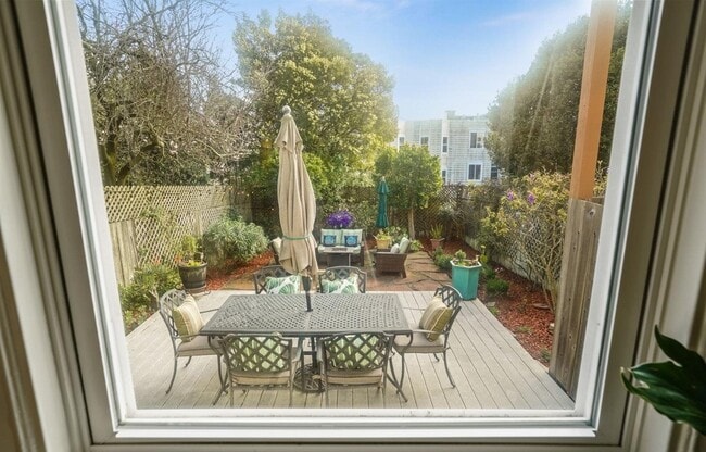 Photo - 2049 Golden Gate Ave Unit 2049