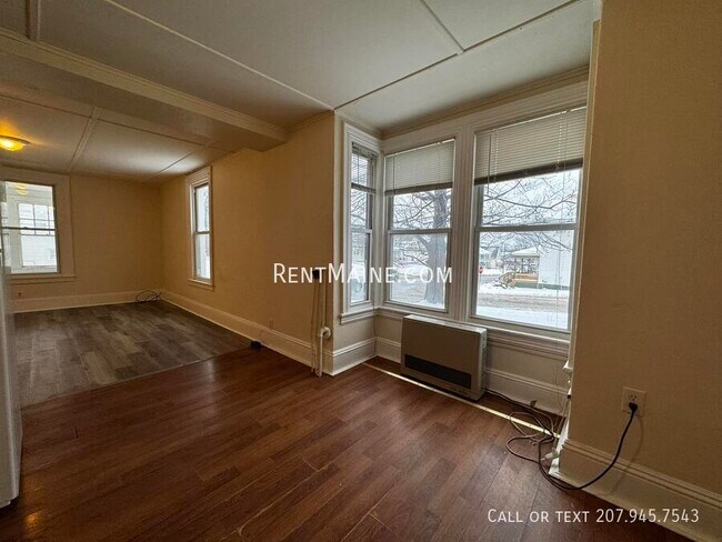 276 Main St Unit 3