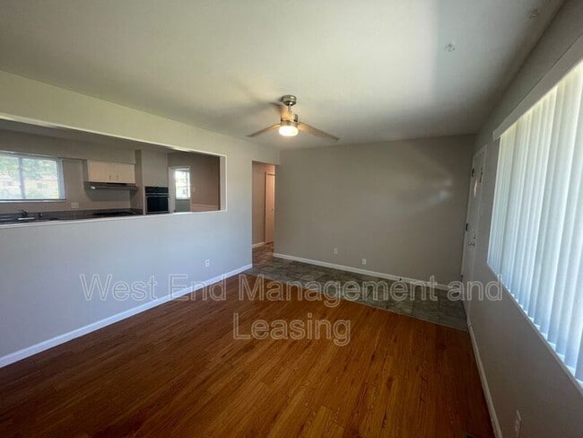 Photo - 1675 Beverly Dr