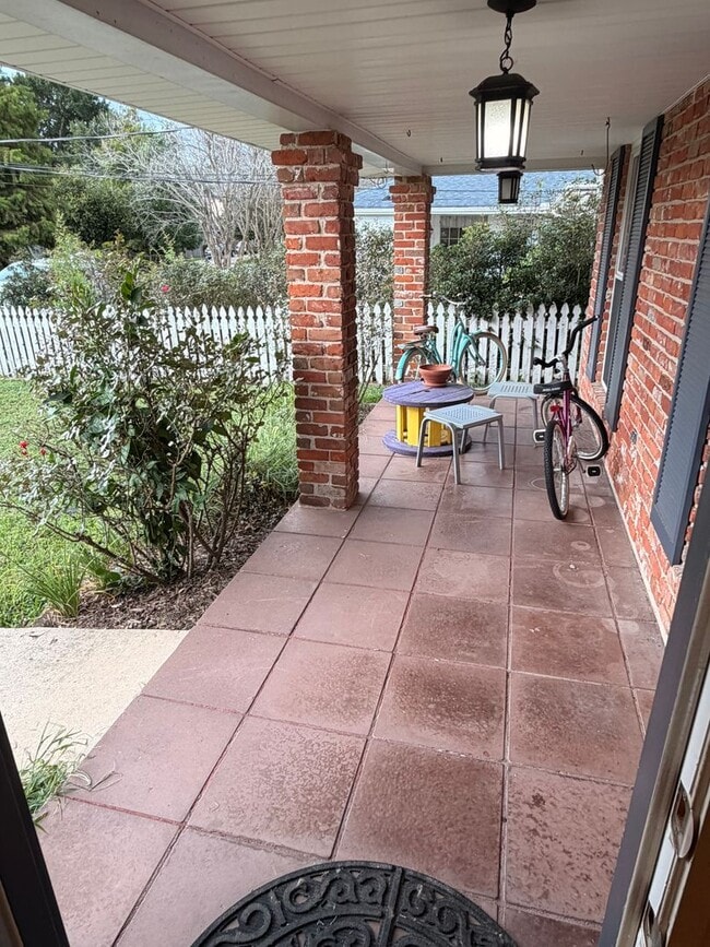 Photo - Spacious 3BD/2BA Single Family Home in Metairie.