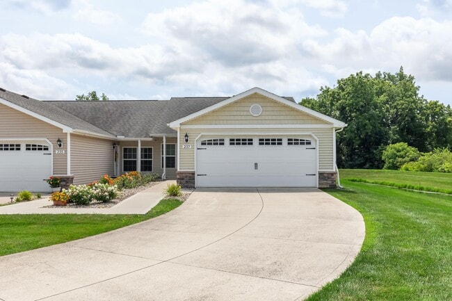 Photo - Redwood Johnstown