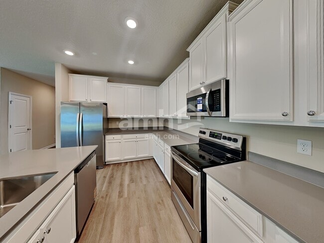 Photo - 197 Spruce Pt