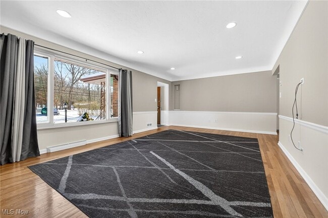 Photo - 8310 Broadview Rd