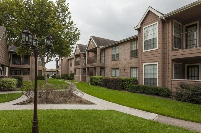 Photo - 11000 Crescent Moon Dr Unit b1