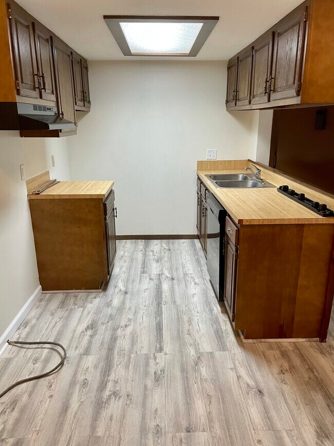 Photo - 913 Brookfield Dr Unit 2