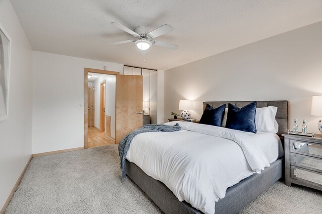 Photo - 311 Kenwood Apartments