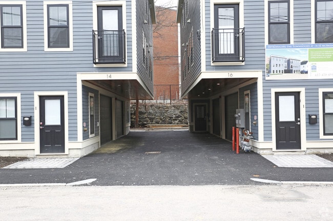 Photo - 14-16 McBride St