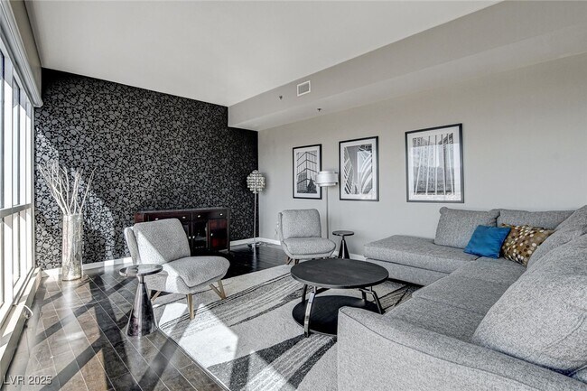 Building Photo - 4575 Dean Martin Dr Unit 3008