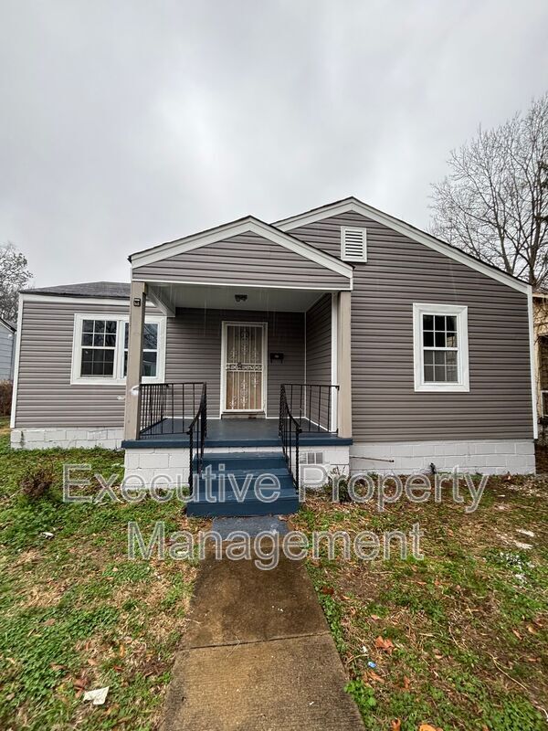 Photo - 1881 Fulton Ave SW House