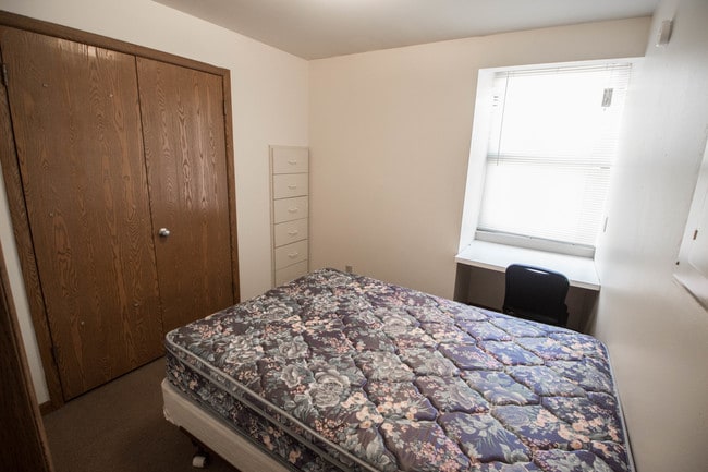 Photo - 506 S 4th St