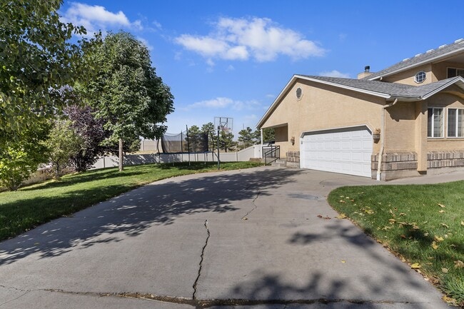 Photo - 3666 Pearblossom Cir