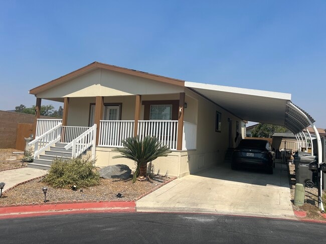 Building Photo - 1750 W Citracado Pkwy Rental