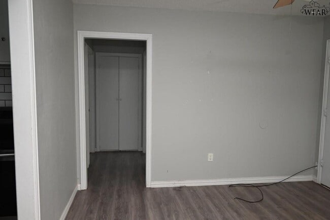 Photo - 3016 Thomas Ave