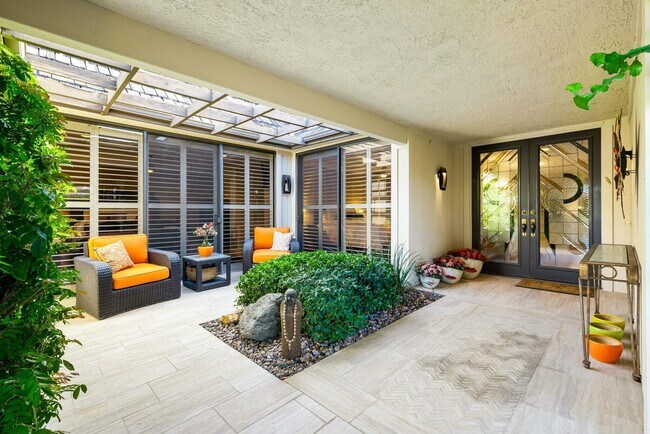 Photo - 1 Briarcliff Ct