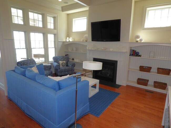 1340 Pleasure Ave