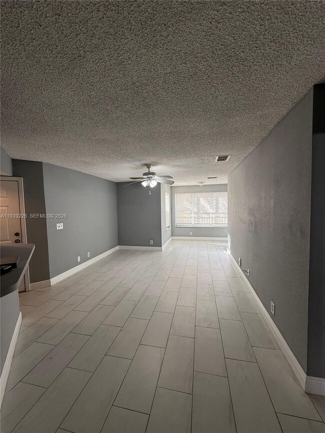 Photo - 3450 Pinewalk Dr N Unit 425