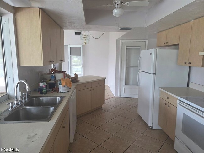 Photo - 1542 Canal St