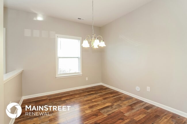Photo - 118 W Cavendish Dr