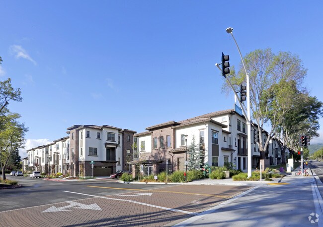 Photo - Las Positas Townhomes