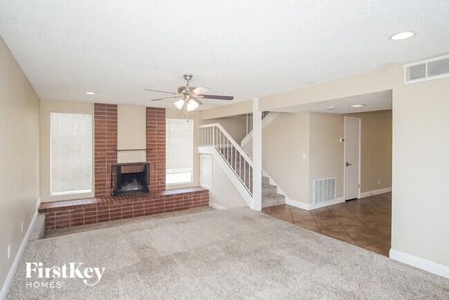 Photo - 4009 Meadow Grove Ave