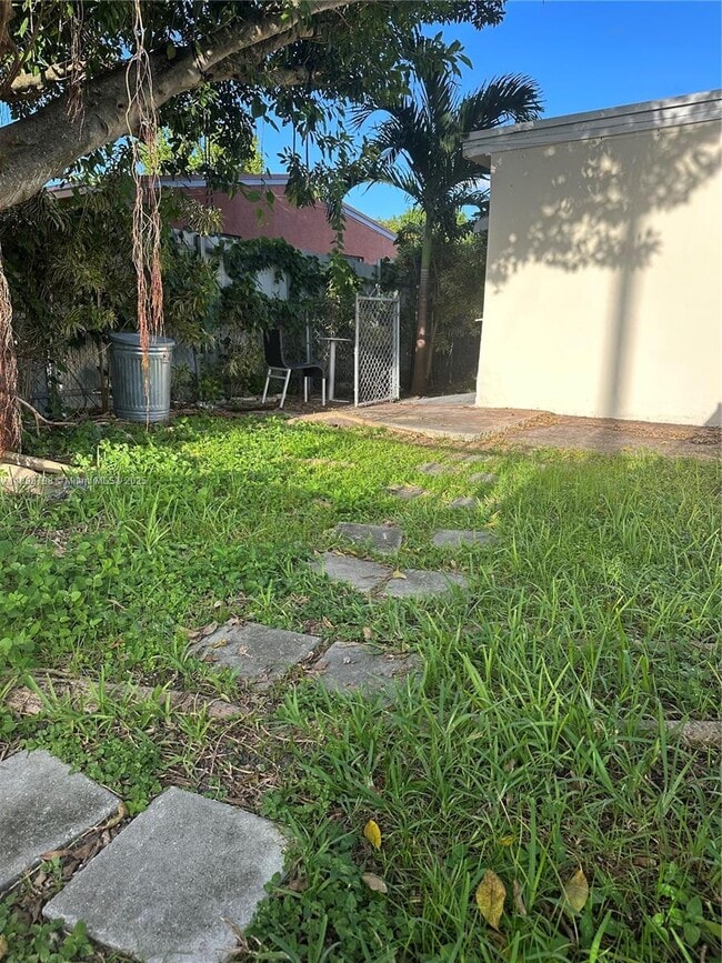 Photo - 18201 NW 4th Ave