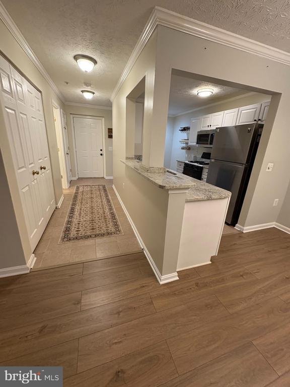 Building Photo - 653 Burtons Cove Way Unit 1