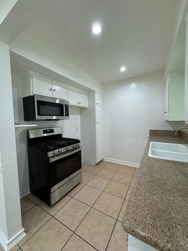 Photo - Green Leaf Apartments