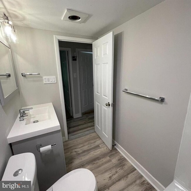 Photo - 324 Drummers Ln