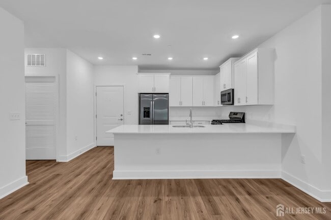 Photo - 28204 Radford Ct