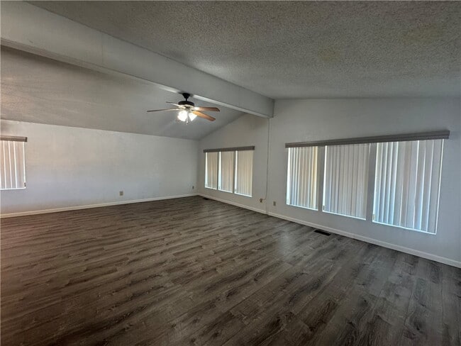 Photo - 2184 River Valley Rd