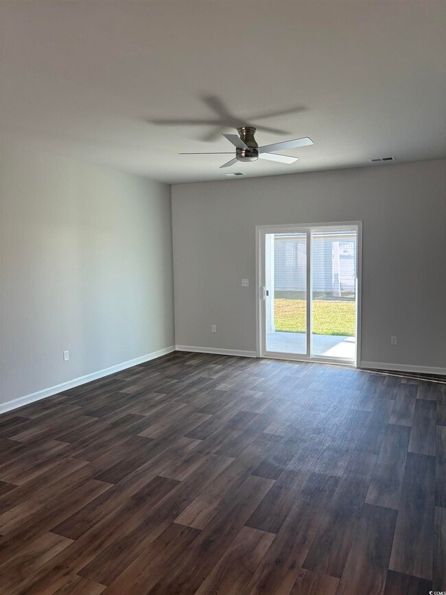 Photo - 820 Wapama St