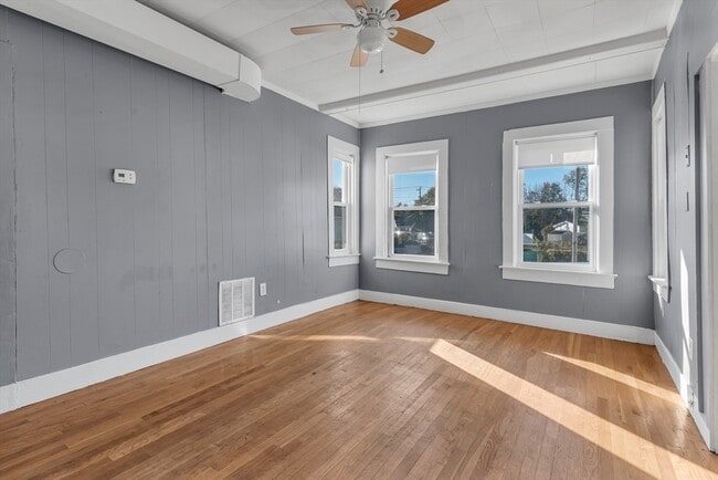 Photo - 13R Plain St Unit 2