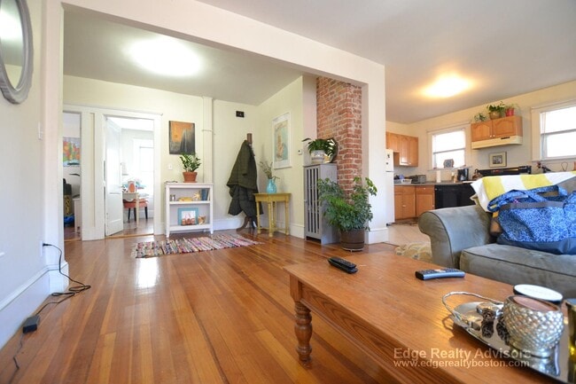 Photo - 505 Washington St Unit 2