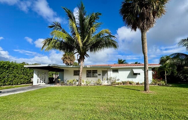 Building Photo - 678 NW 12th Terrace