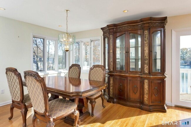 Photo - 192 Frenchtown Rd