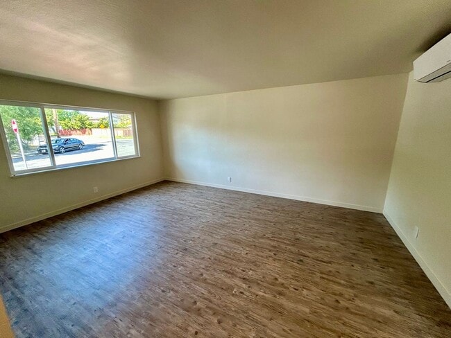 Photo - Completely Updated Irvington House!