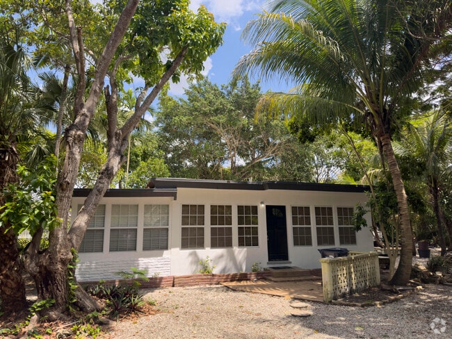Building Photo - 5959 SW 59th St Rental