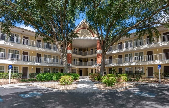 Building Photo - Furnished Studio-Gainesville - I-75 Rental