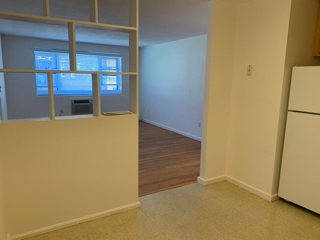Photo - 8 Lake St Unit 7