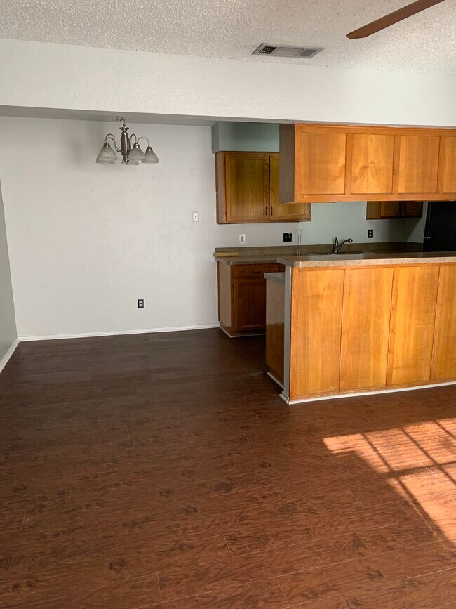 Photo - 324 Spring Branch Ln