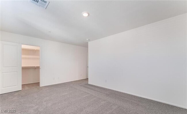 Photo - 6956 Honor Hl St