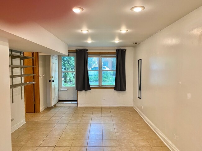 Photo - 1228 W 33rd St Unit 1