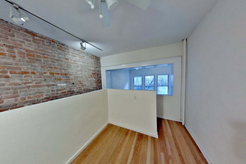 Photo - 350 W 21st St Unit 2