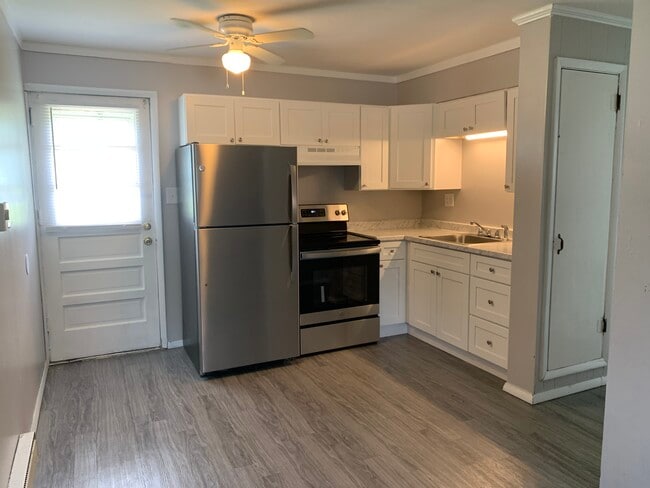 6637 Manila Rd Unit 2