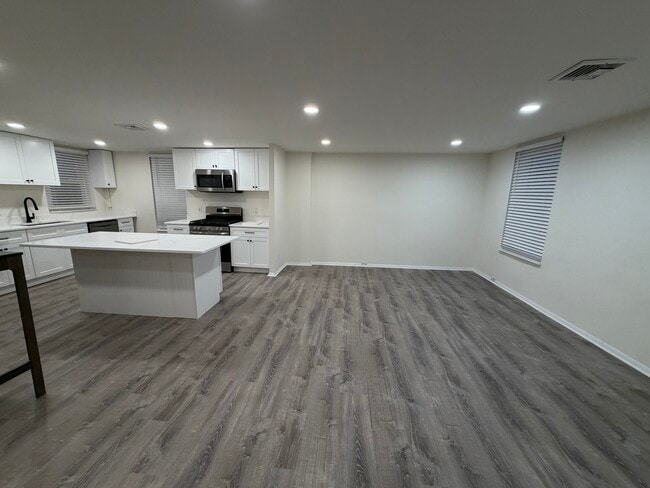 1328 W Broad St Unit 1328 W Broad St