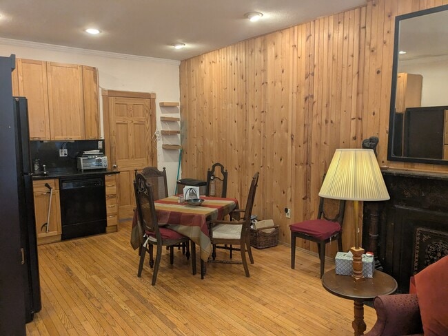 comedor - 314 Alexander Ave Unidad Garden Apt