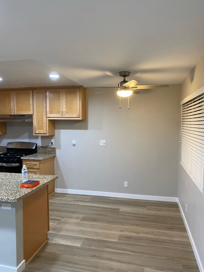 Photo - 1 Bed 1 Bath Remodeled Condo for Rent in Lawndale with ALL Utilities included